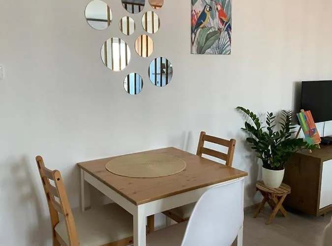 Apartment Happy Place